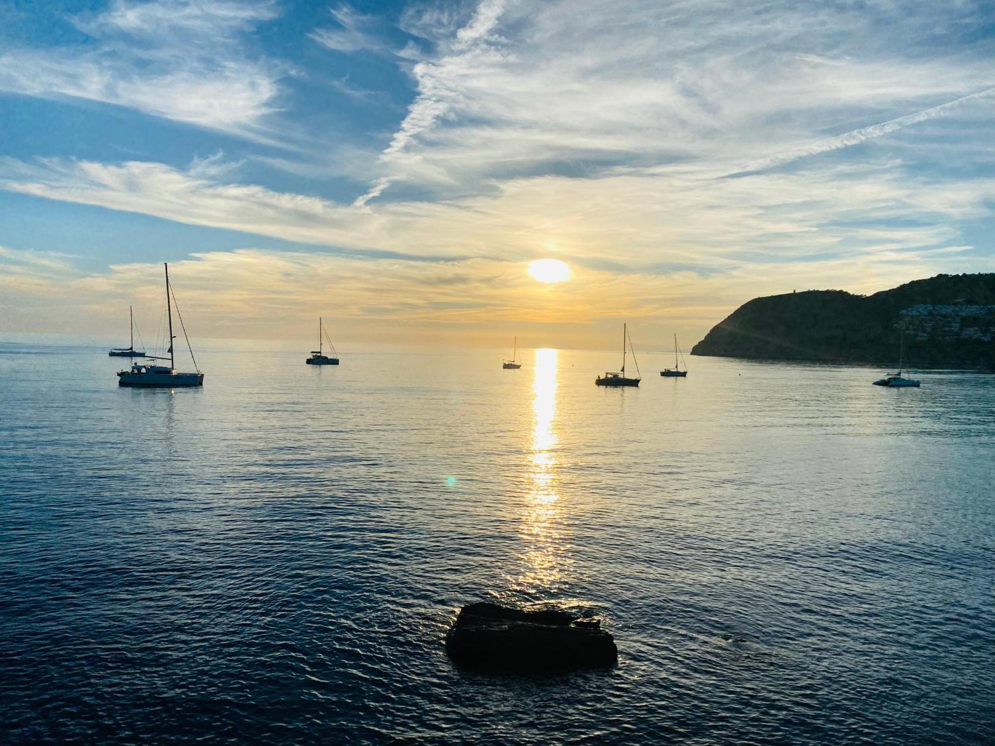 Jardines De Adnania En Marina Del Este Con Vista Al Mar Ada La Herradura  Dış mekan fotoğraf