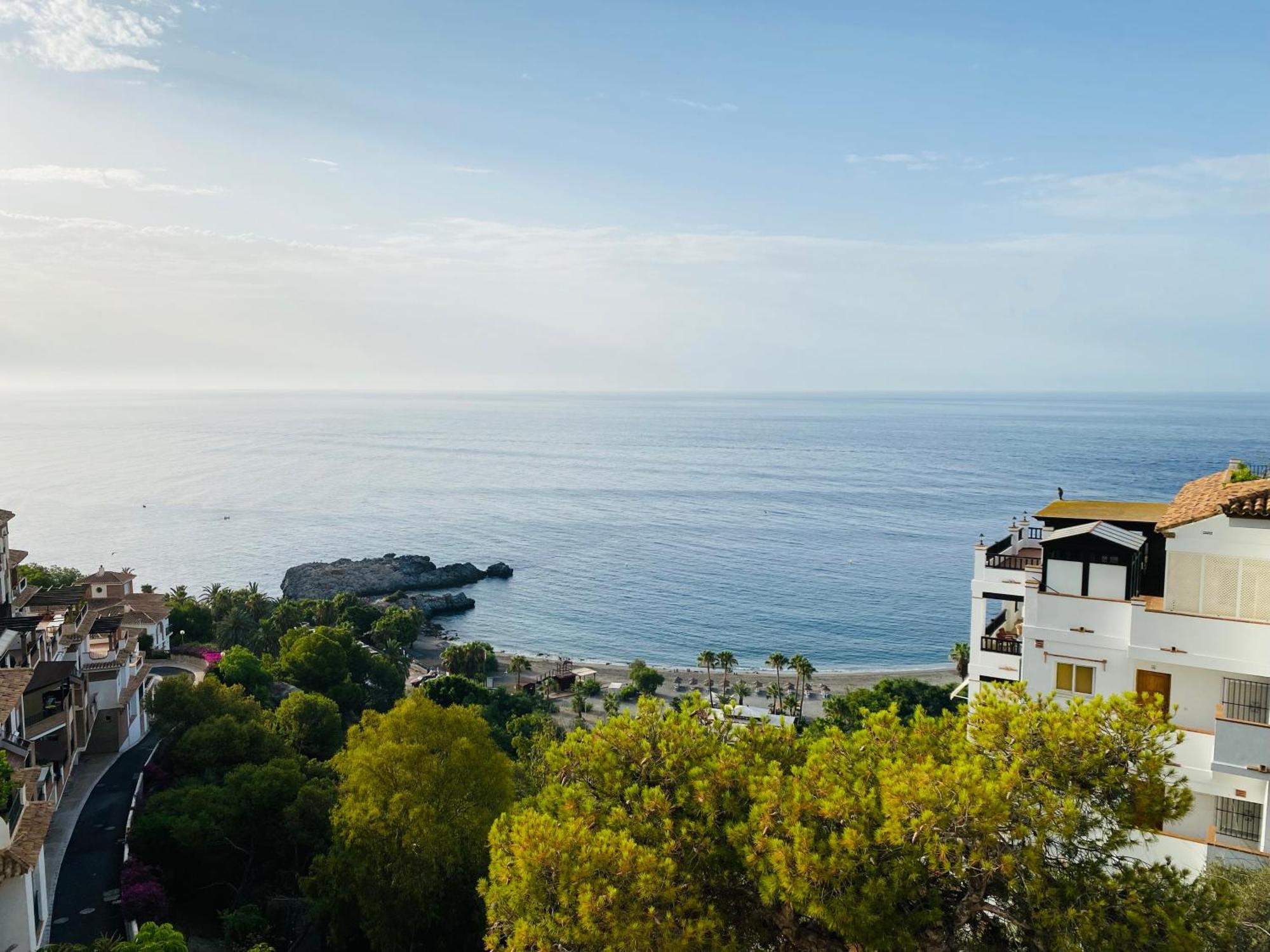 Jardines De Adnania En Marina Del Este Con Vista Al Mar Ada La Herradura  Dış mekan fotoğraf