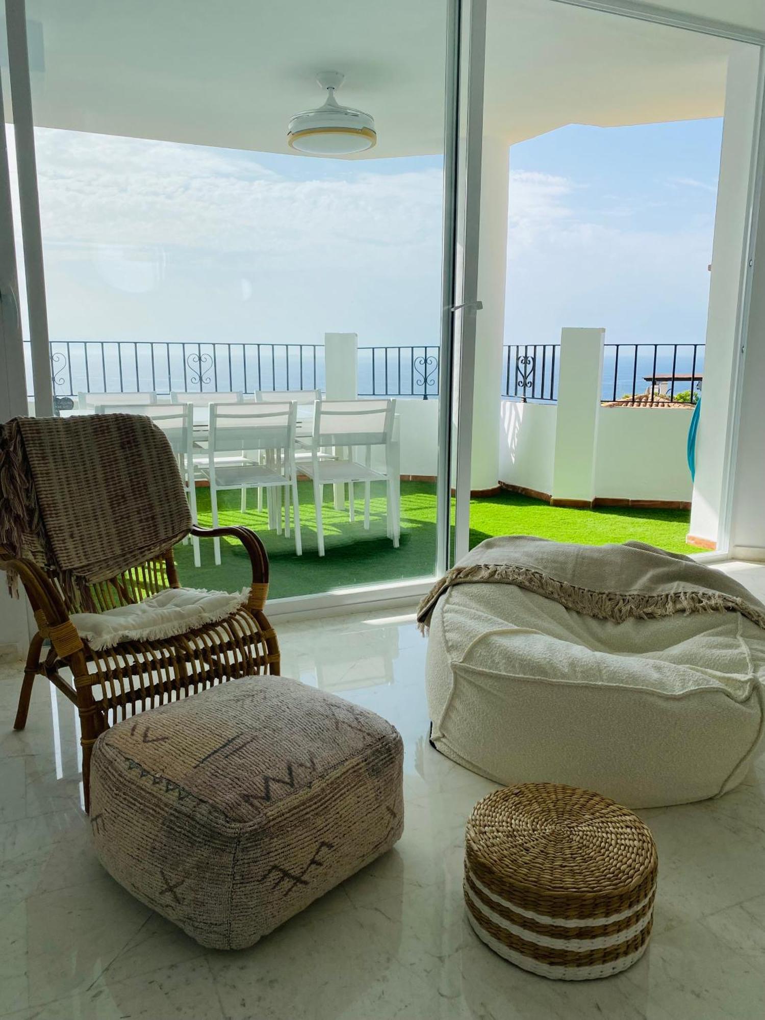 Jardines De Adnania En Marina Del Este Con Vista Al Mar Ada La Herradura  Dış mekan fotoğraf
