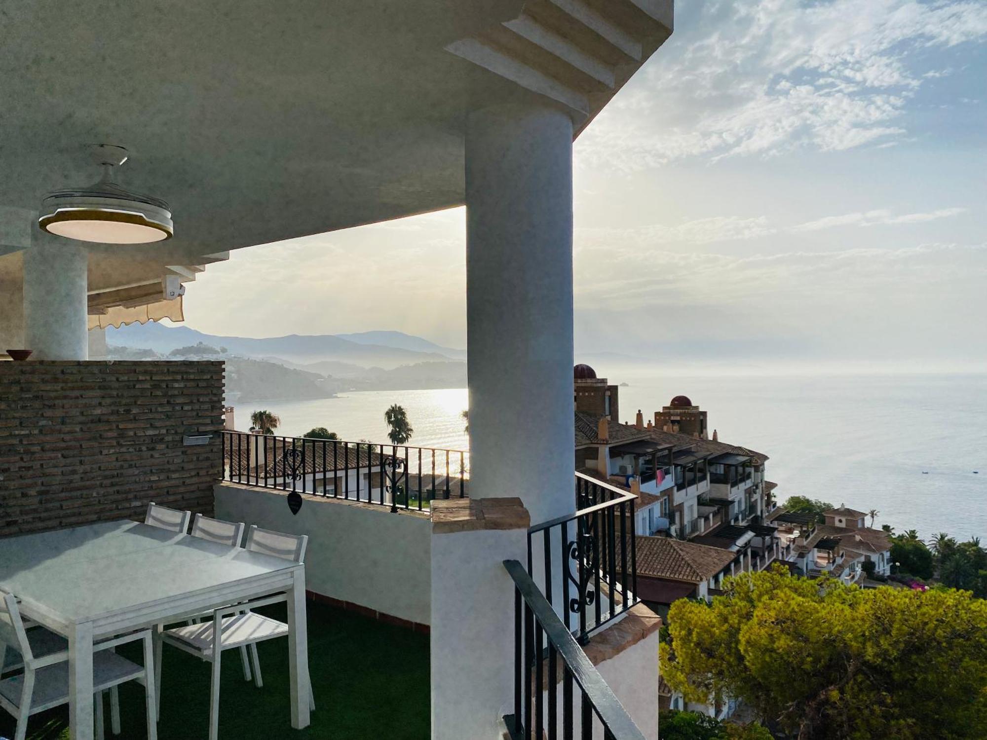 Jardines De Adnania En Marina Del Este Con Vista Al Mar Ada La Herradura  Dış mekan fotoğraf