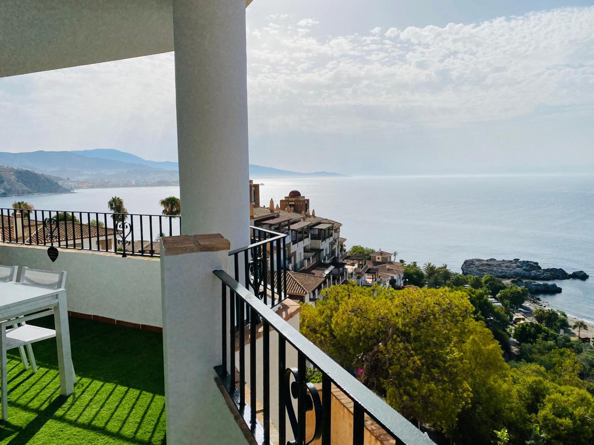 Jardines De Adnania En Marina Del Este Con Vista Al Mar Ada La Herradura  Dış mekan fotoğraf